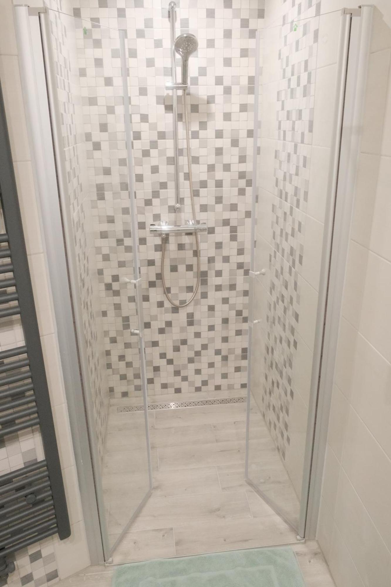 Zimmervermietung Hebenstreit Homestay *
