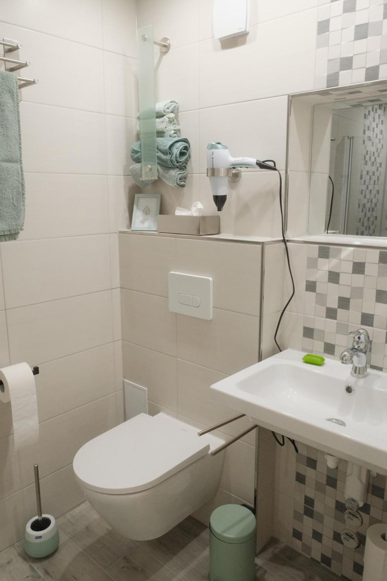 Homestay Zimmervermietung Hebenstreit *